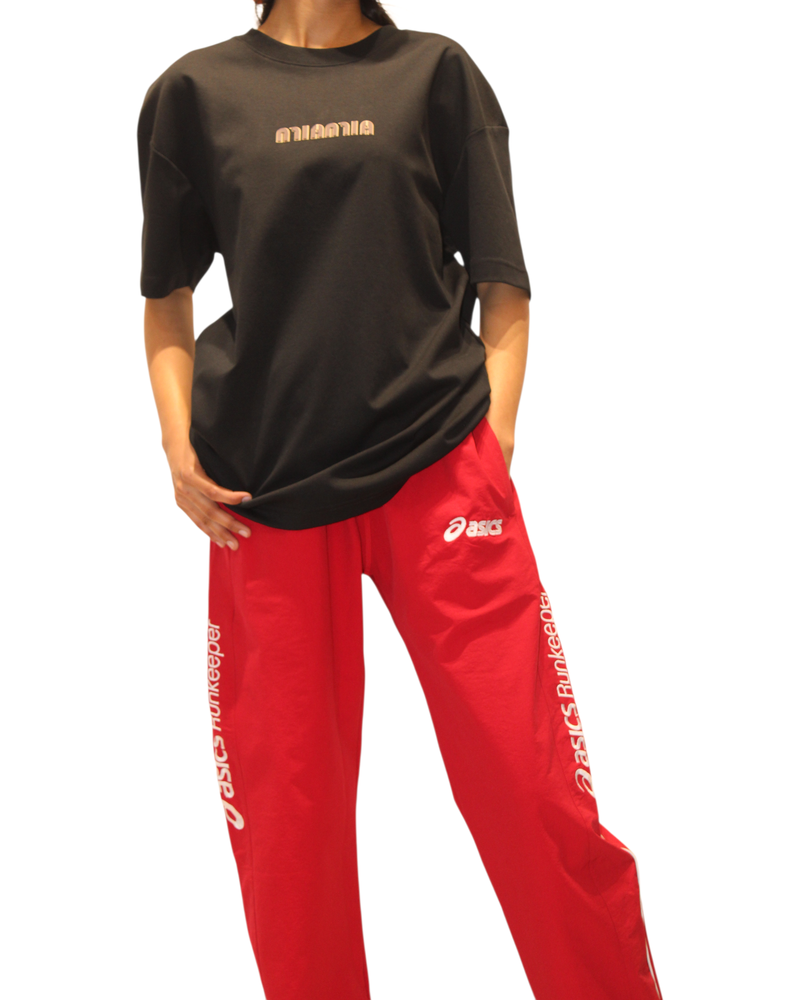 Womens Solid Black Round Neck T-Shirt With Red Jogger Co-Ord Set By Aldos